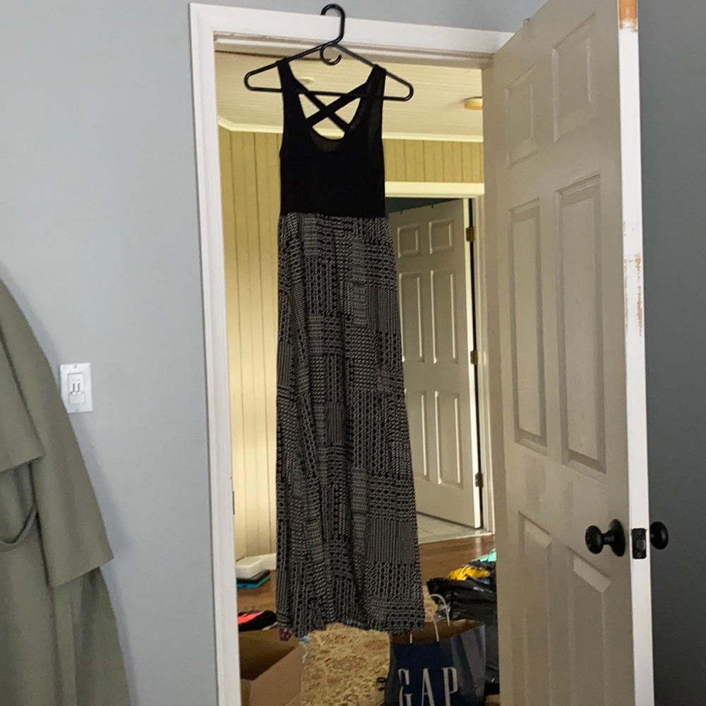 Black and White Maxi dress